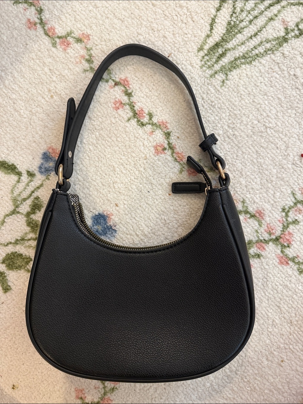 Black Leather Shoulder Bag - Unbranded Classic Hobo
